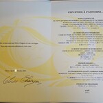 ロオジエ - ランチ 秋の特別メニュー：オリヴィエ・シェニョン氏のサイン入り