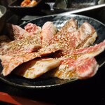 Yakiniku Takatouen - カルビ肉のアップ 202111
