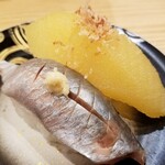 回転寿し トリトン - にしん・数の子。