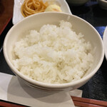 粂の坊ったん - おかわり少なめご飯…ってオーダーしたけどサービスで普通の気がする…笑