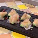 トリワイン ＰＩＫＯＳＨＨＨＵ - アボカドと鶏生ハム～ゴルゴンゾーラ風味～