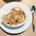 La Brianza - トリュフグラタンピエモンテ風秋トリュフ。段々とトリュフの色合いが深くなってきましたね。冬に近づいて来たんですね～(*^^*)