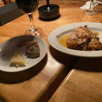 カルネジーオ イースト - 