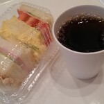 ぴーぷる - サンドイッチ＋無料コーヒー