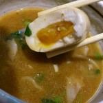 らぁ麺　あんど - 中身とろ～りの味付玉子！