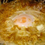 博多一番どり　居食家あらい - しゃきしゃきもやし玉子入り鉄板です