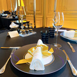 ガストロノミー ジョエル・ロブション - 