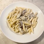 ビストリア - ゴルゴンゾーラのクリームペンネ