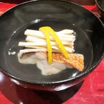 銀座 しのはら - お椀：松茸、赤甘鯛