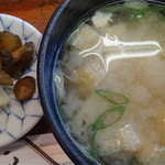 Yakichi - 漬物と油揚げの味噌汁