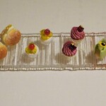 ロオジエ - ランチ 秋の特別メニュー：プチフール