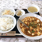 鴻華園 - 麻婆豆腐定食