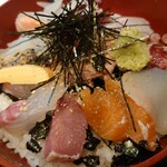 Osakanadokoro Koyama - 海鮮丼