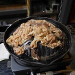 鹿角ホルモン亭 - 