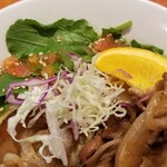 麺屋 六感堂 - 豚の味噌漬け焼きラーメン＋豚の味噌漬け焼増し