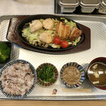 Momo kichi - ヘルシー鉄板定食(税込850円)