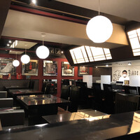 板前焼肉 一牛 北新地店 - 店内