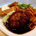 キッチン TAIYO - Bランチ（メンチカツ・エビフライ・イカフライ）