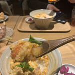 カッシーワ - 海老玉丼美味