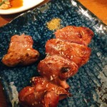 地鶏屋ごくう - 写真はレバー串隣の小さいのがハツ・・・普通のハツよりやわらかい