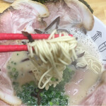 金田家 - 低加水ストレート細麺