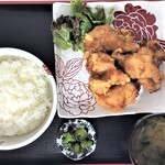 Fried chicken set meal