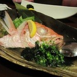 肴処 志堅原 - アカマチ（ﾊﾏﾀﾞｲ）のマース煮