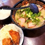 にんにくラーメン 幸ちゃん - 