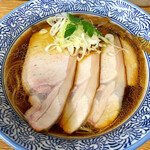 王者-23 - 三元豚の豚清湯900円税込プラス肉盛り250円税込　　　計1150円税込　　