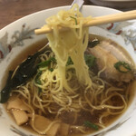 Tenshin - 麺は細麺