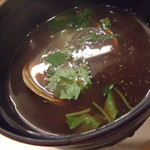 すし処 つま美 - はまぐりのお味噌汁