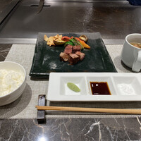 ステーキ＆ワイン シュバルージュ - 