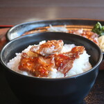 炭火焼肉 ホルモン 濱蔵 - カルビオンザライス