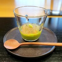 日本料理四四A2 - 碓井豌豆の擂り流し
