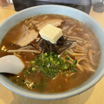 太陽軒サッポロラーメン - みそバターラーメン 大盛