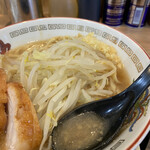 豚山 - スープ