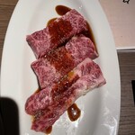 Jukusei Yakiniku Maruniku - 