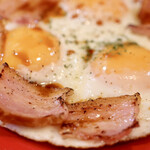 ルッカ - 幻のベーコンエッグ