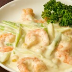 Stir-fried shrimp with special mayonnaise