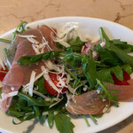 ピッツェリアGG - ランチメニュー 生ハムサラダ(ハーフ)