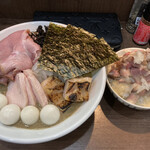 ヌードル＆スパイスカレー 今日の1番 - 