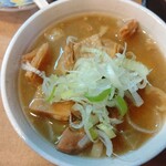 もつ焼 まるい - 牛にこみ