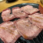 焼肉 たっとん亭 - 