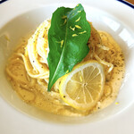 Blue&Cafe Hirakawa Bayside﻿ - レモンの濃厚クリームパスタ