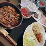 豚丼 大手門 - 