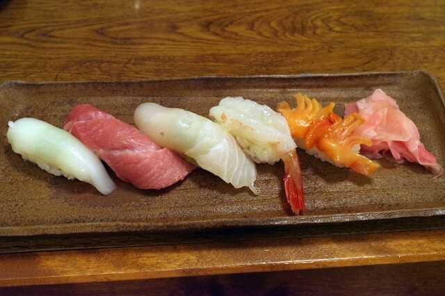 Inagi Yoroshiku Zushi photo