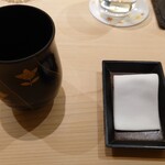 鮨 なんば - お椀と手拭き