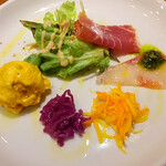 Italian table BENCIA - 盛り合わせの前菜