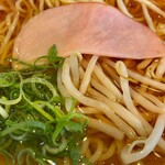 四日市新正食堂 - 具材アップ