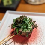 炭火焼鳥さかもり北新地 - 和風大葉とんぶりつくね